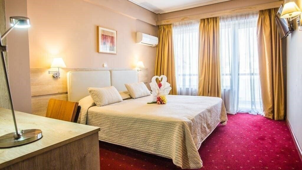 Фотография John's Hotel 3*