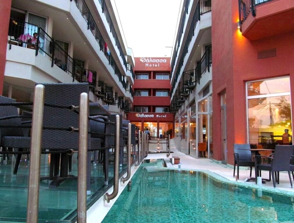 Thalassa Evia 2* қонақ үйі