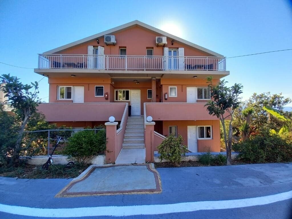 Фото Stefanos Studios 3*