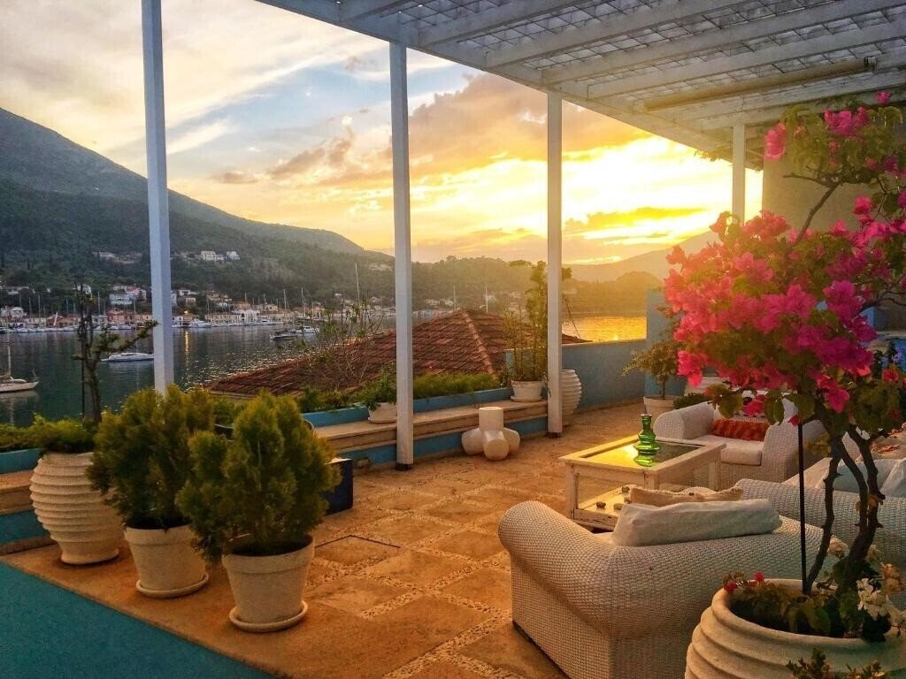 Perantzada 1811 Hotel 4* суреті