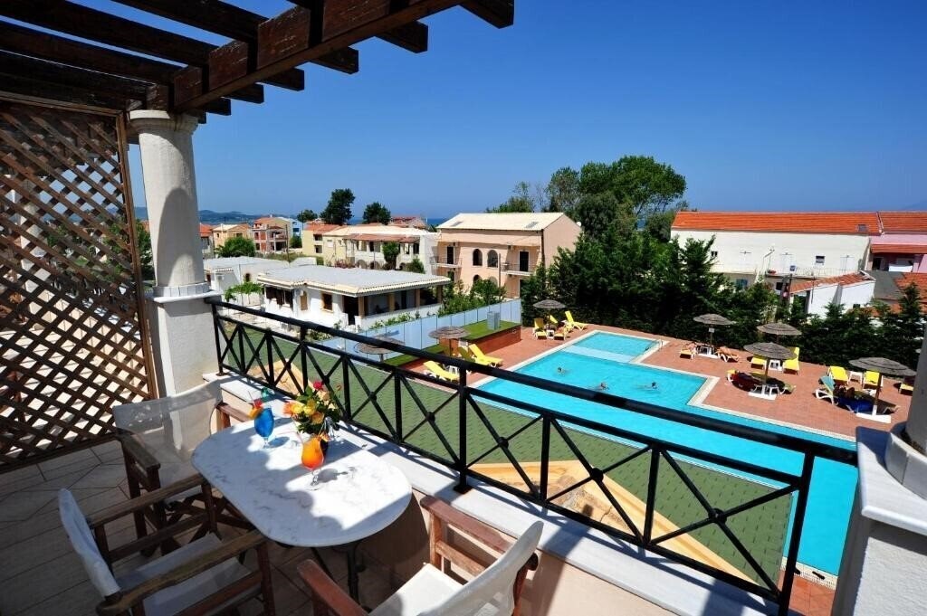 Картинка Thinalos Apart Hotel 3*