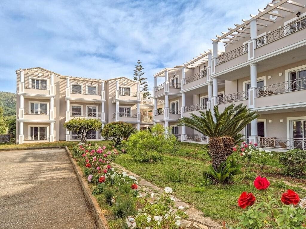 Отель Thinalos Apart Hotel 3*