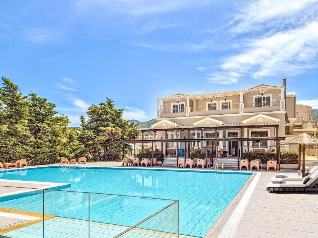 Изображение Thinalos Apart Hotel 3*