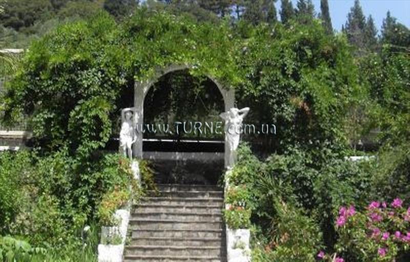 Benitses Bay View (ex. Montaniola Hotel) 3* қонақ үйі