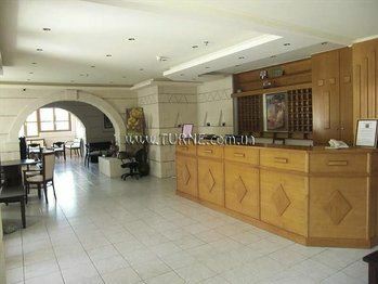 South Coast Hotel Apartments 3* қонақ үйі