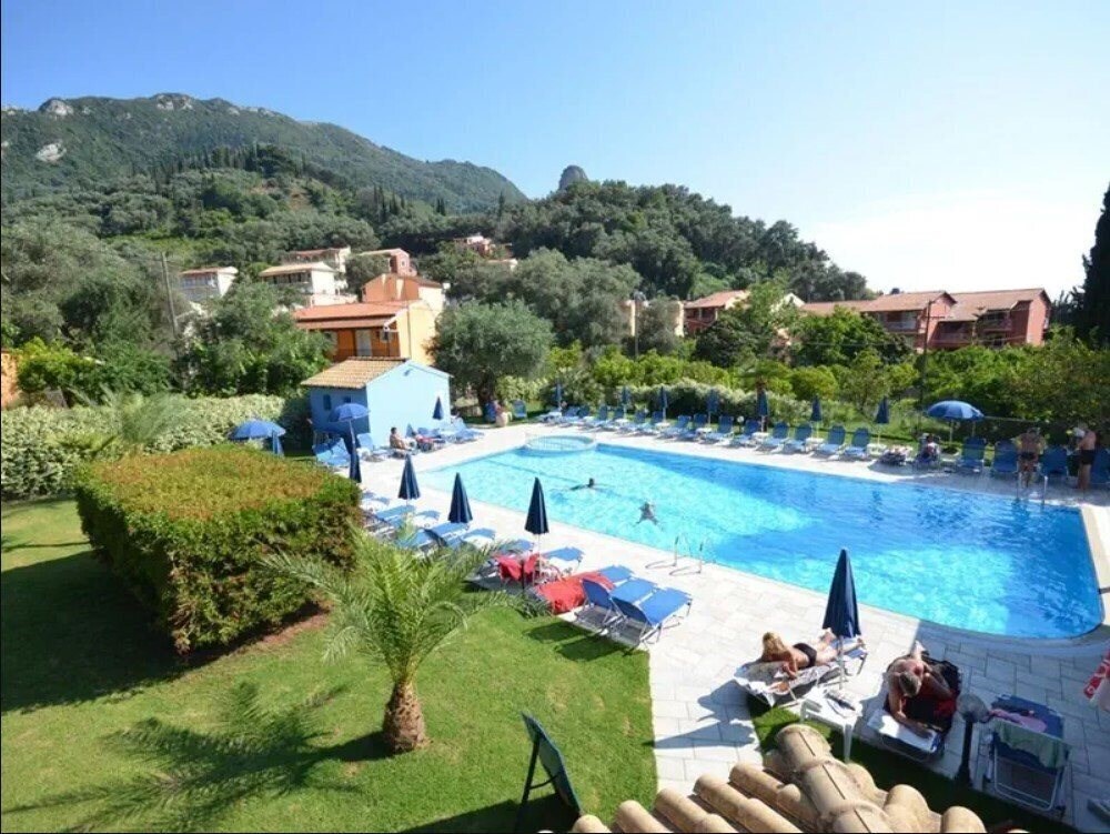 Фото Irene Apartments Agios Gordios 3*