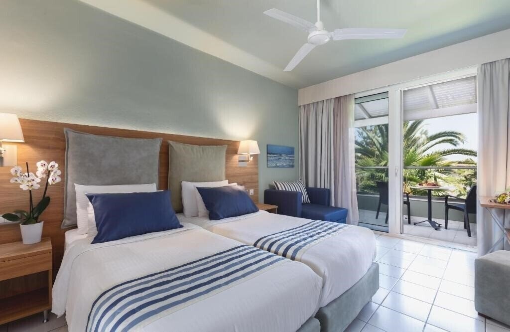 Acharavi Beach Hotel 4* суреті