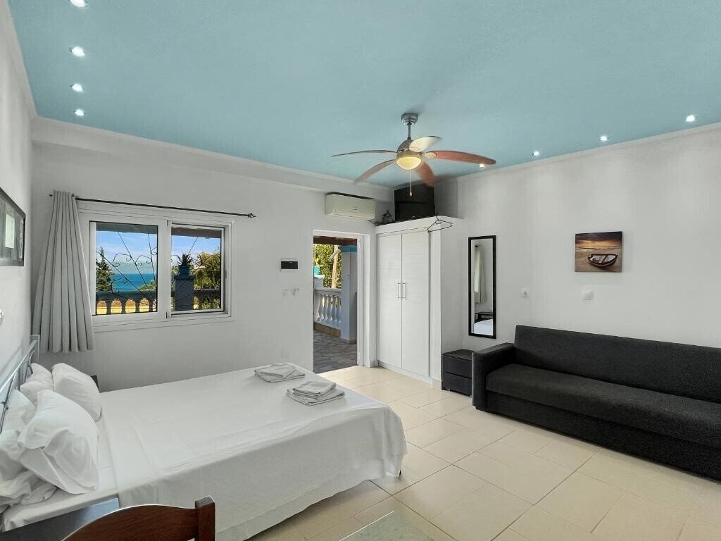 Andromaches Holiday Apartments 2* суреті