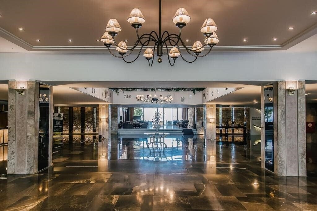 Corfu Holiday Palace (ex. Aquis Corfu Holiday Palace) 5* фотосуреті