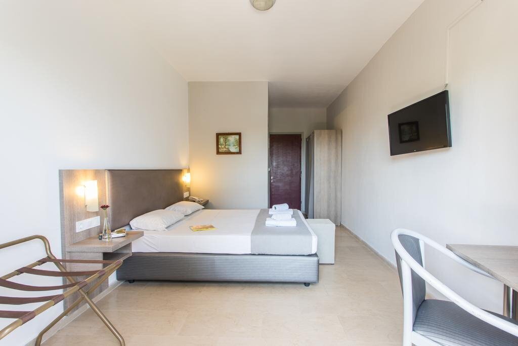 Silver Bay Hotel 3* суреті