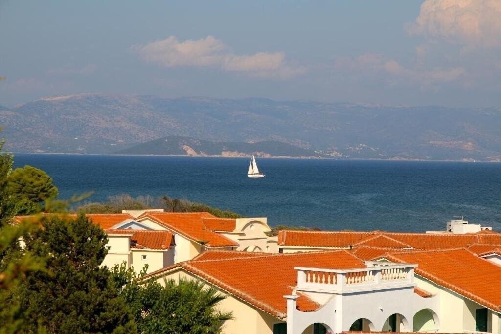 Mediterranean Blue 3* суреті