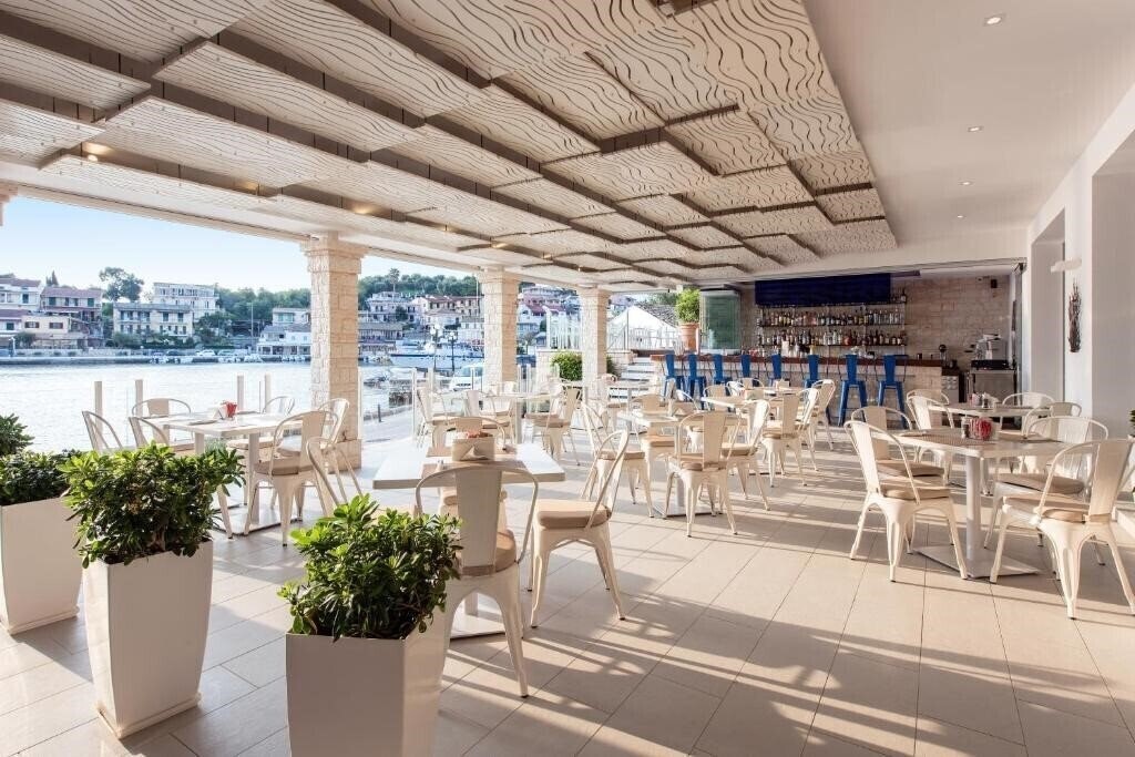 Melina Bay Boutique Hotel 4* суреті