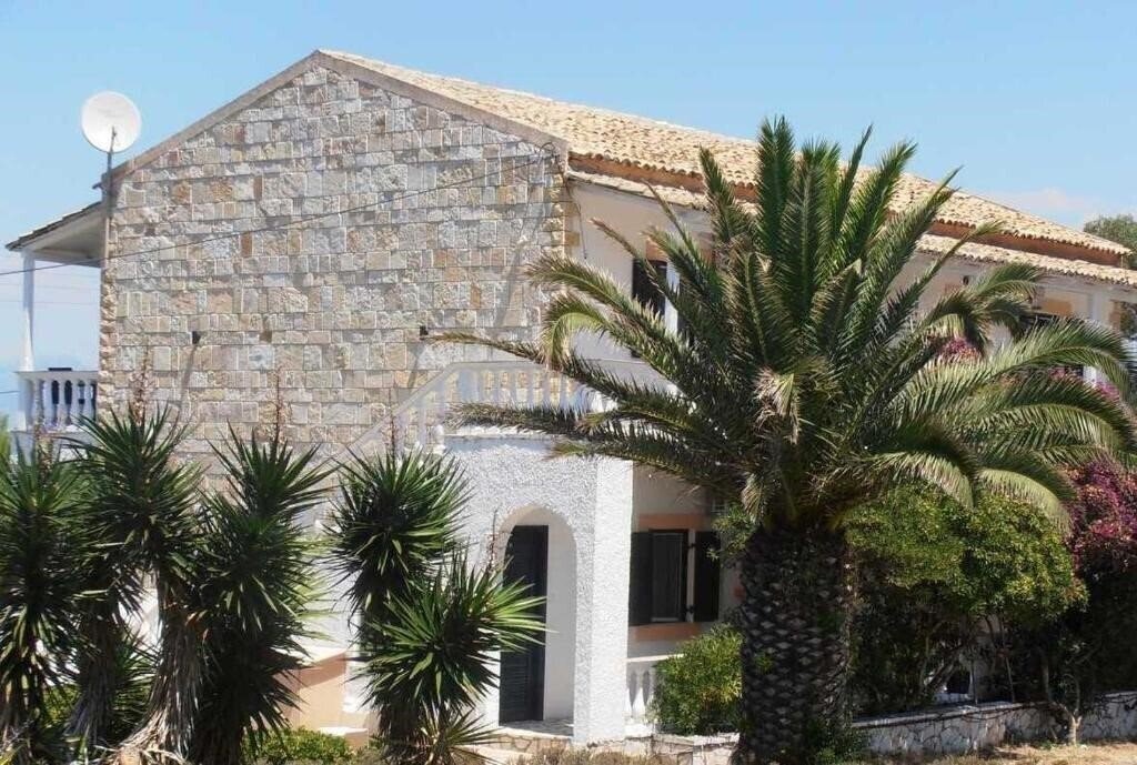 Картинка Elli Villa Apartment 4*