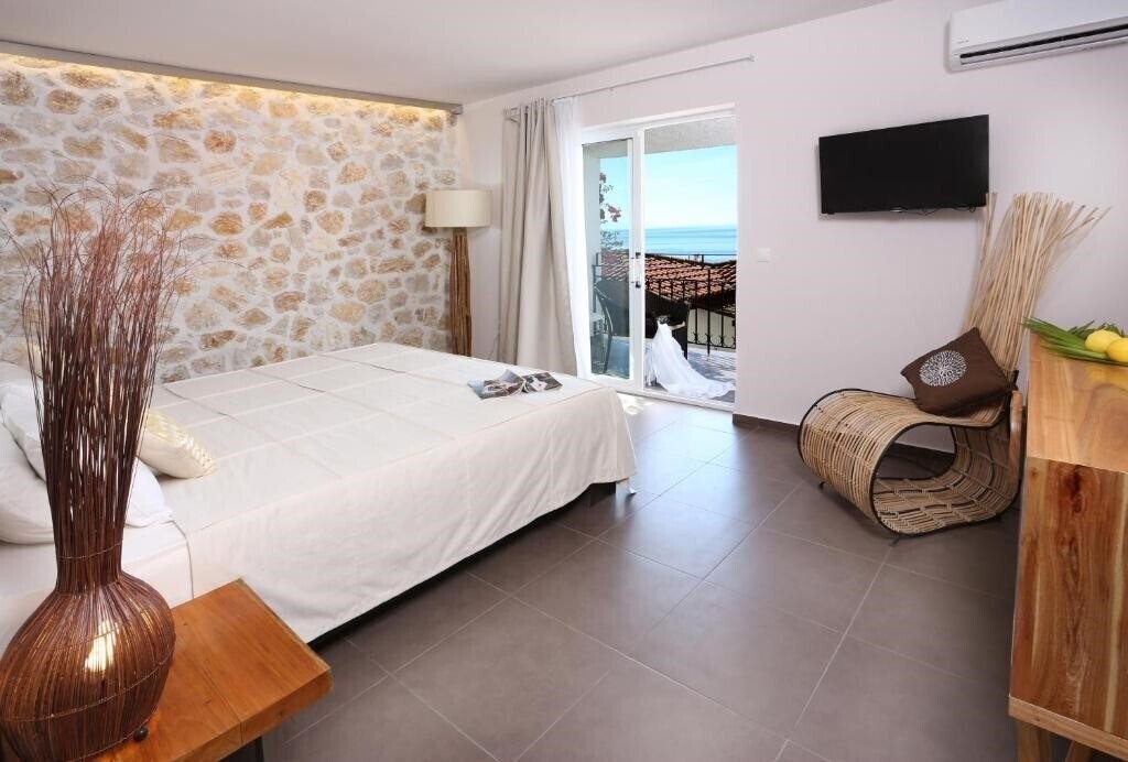 Фотография Pantokrator Hotel 3*