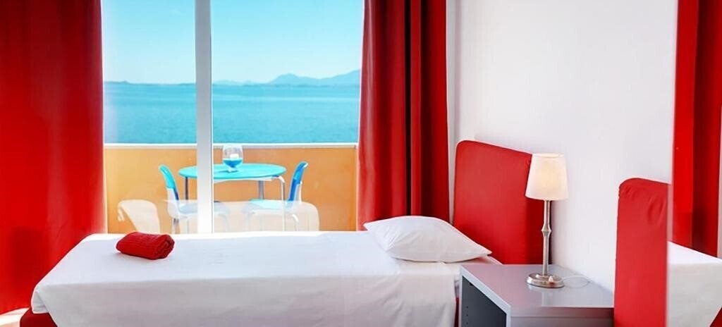 Glyfa Corfu Apartments 4* қонақ үйі