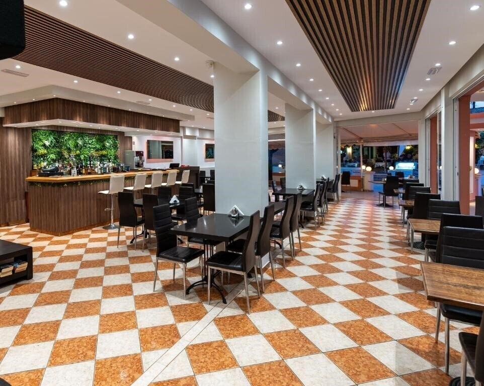 Angelina Hotel&Apartments 2* суреті