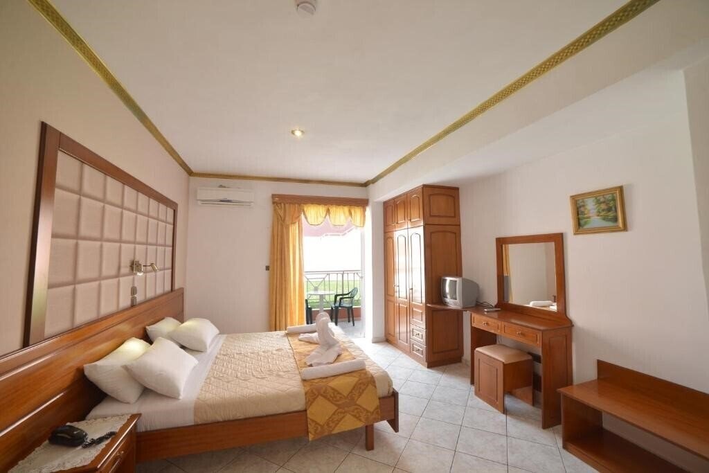 Angelina Hotel&Apartments 2* суреті