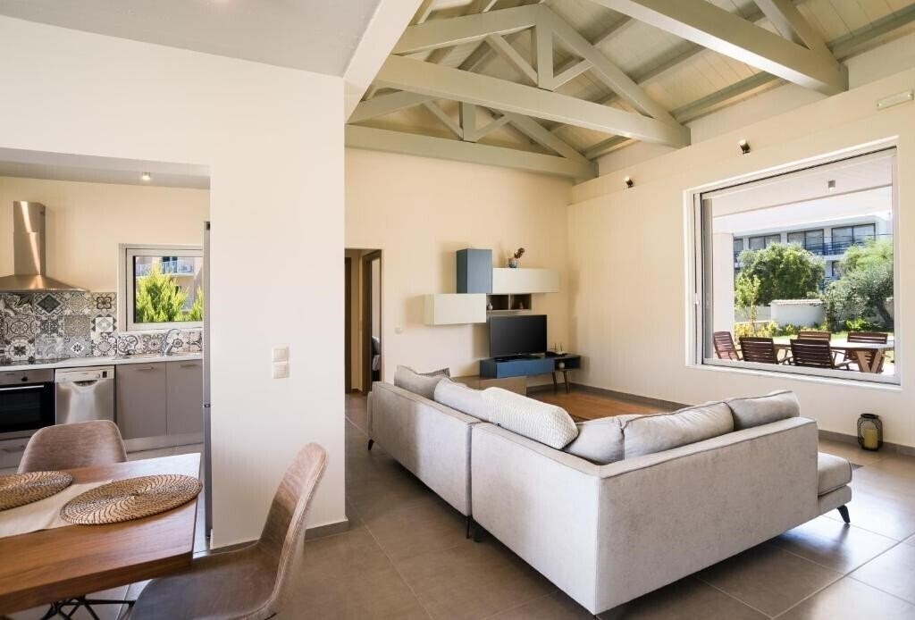 Three Stars Villas 3* суреті