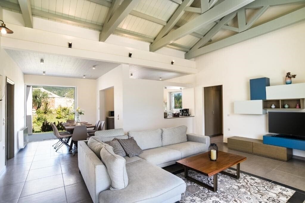 Three Stars Villas 3* суреті