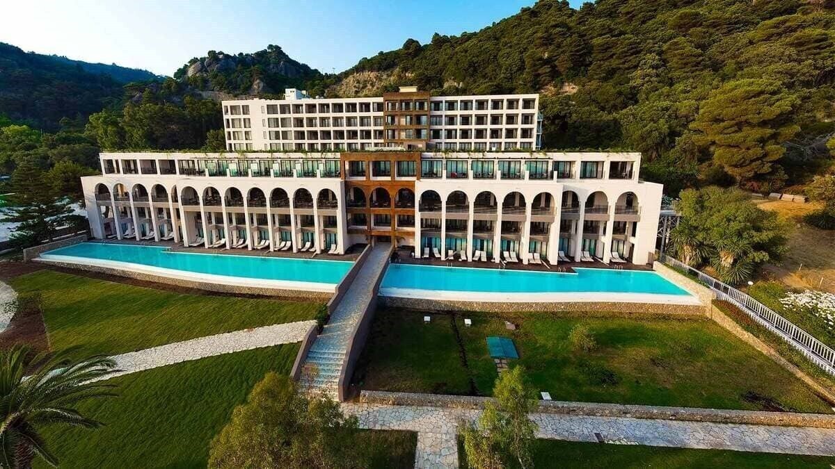 Отель Domes Of Corfu 5*