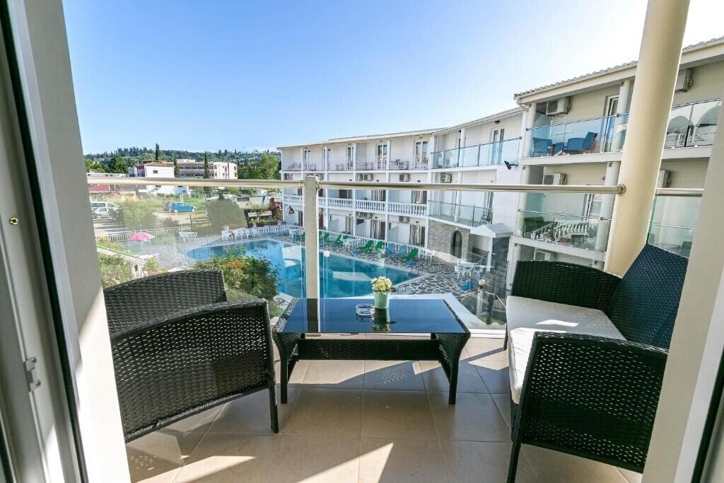 Отель Palotel Luxury Hotel 3*