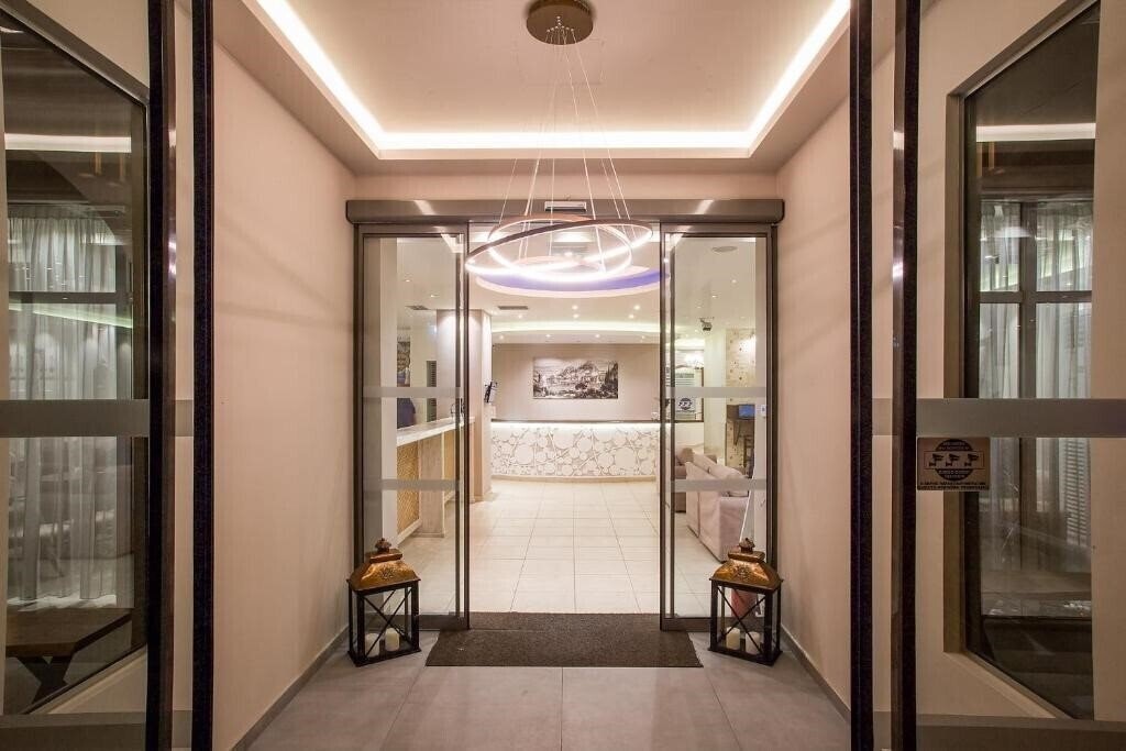 Telesilla 3* фотосуреті