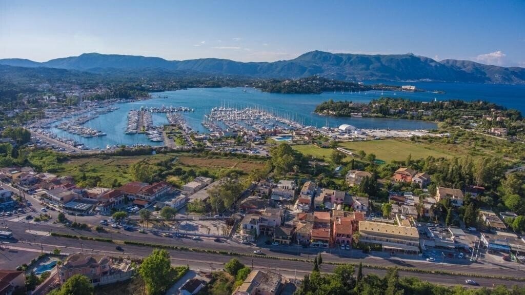 Telesilla 3* суреті