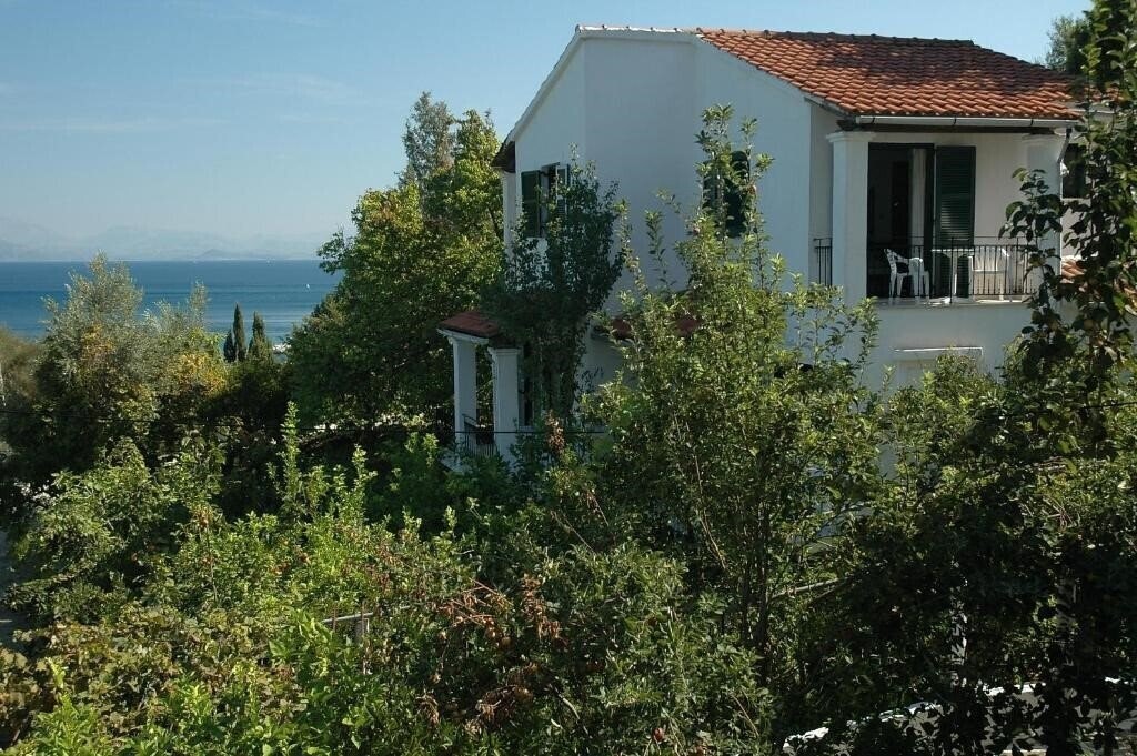 Andreas Studios 2* фотосуреті