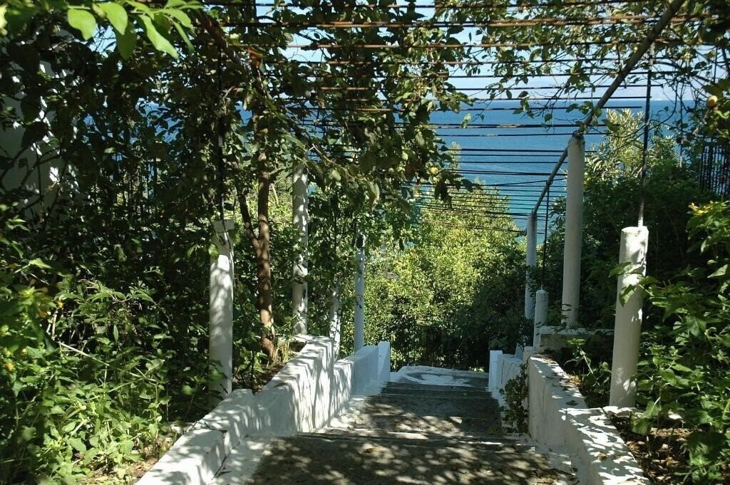 Andreas Studios 2* қонақ үйі