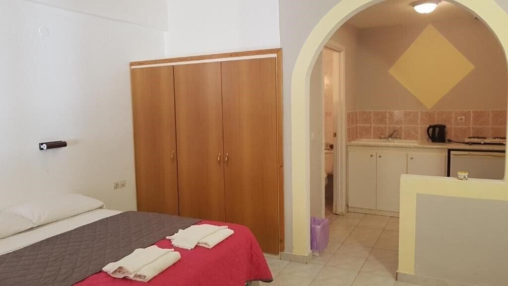 Gardenos Hotel 3* фотосуреті