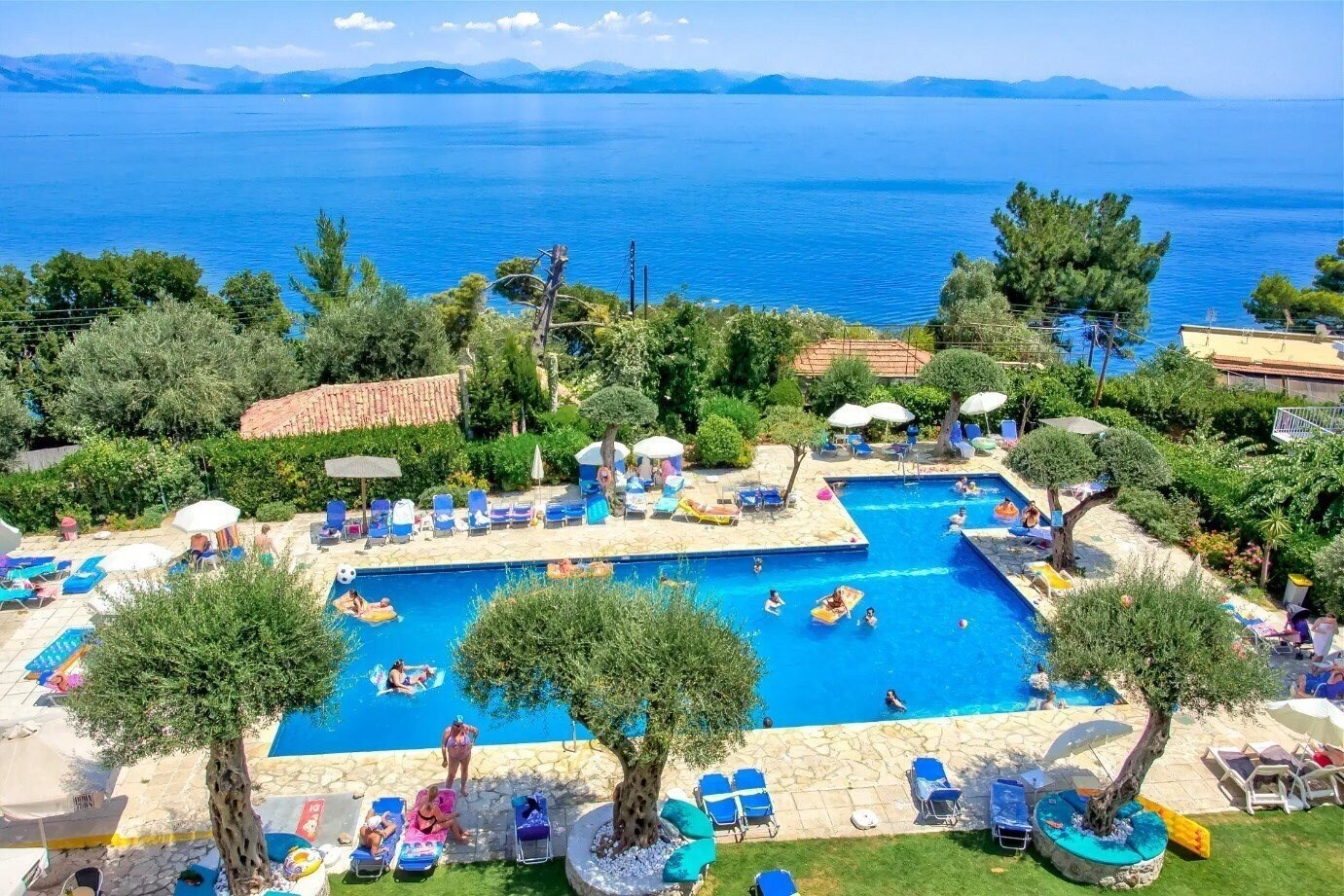 Фото Golden Alexandros Hotel 4*