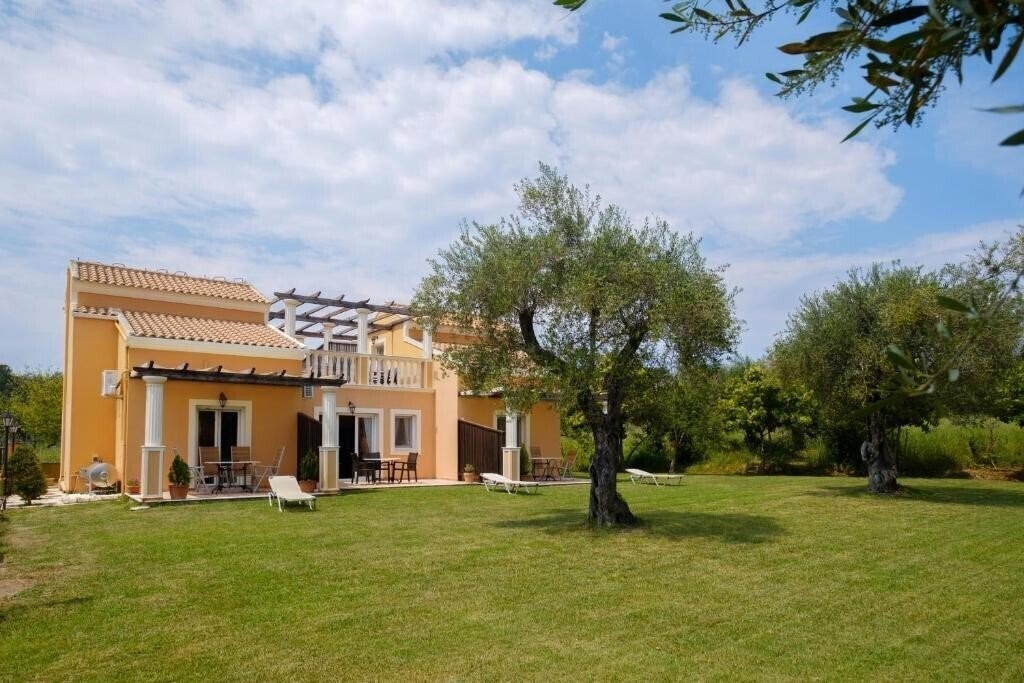 Ballas Paradise 2* қонақ үйі