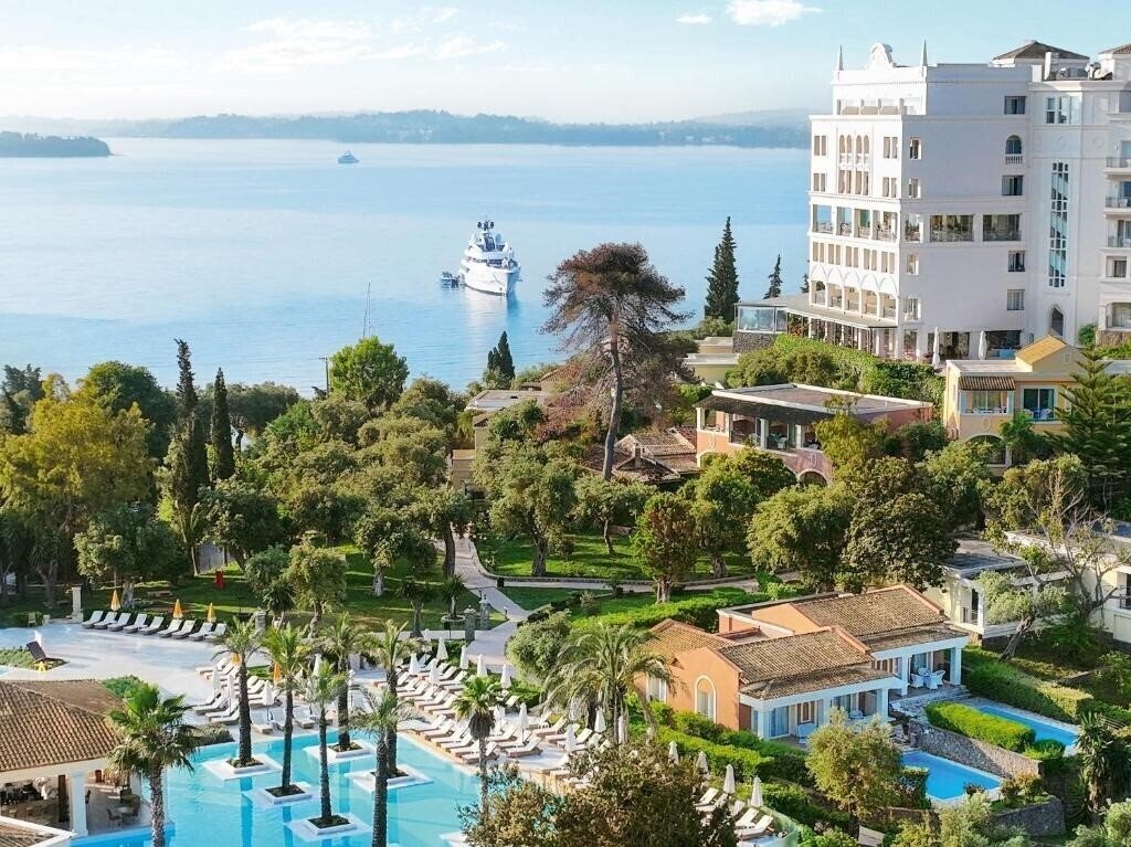 Отель Grecotel Eva Palace 5*