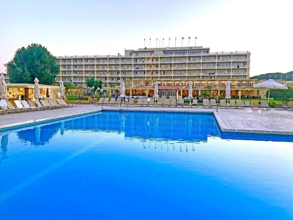Mitsis Messonghi (ex. Messonghi Beach Resort) 4* фотосуреті