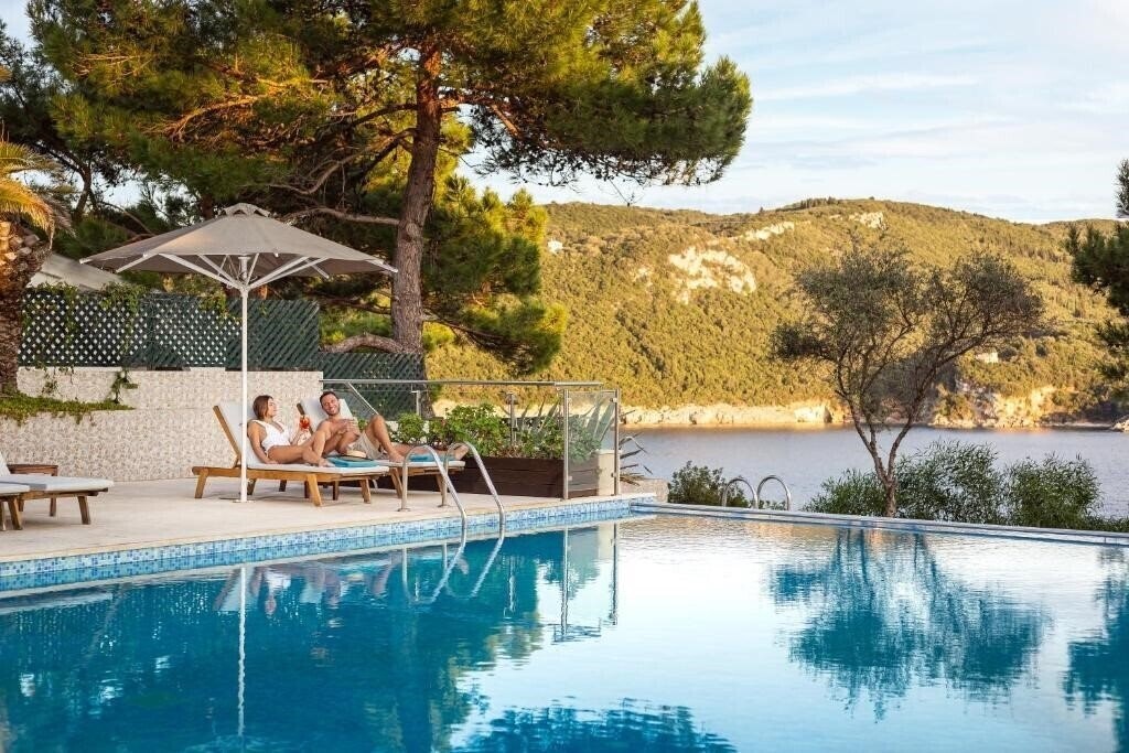 Akrotiri Beach 4* фотосуреті