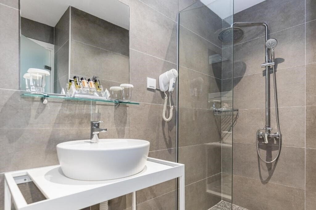 Фотография Hotel Oasis Corfu 3*