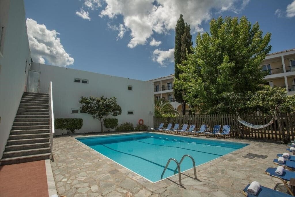 Popi Star 2* қонақ үйі