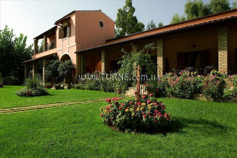 Фото Corfu Club Aparthotel 3*