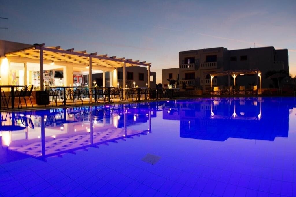 Bouradanis Village Hotel 3* қонақ үйі