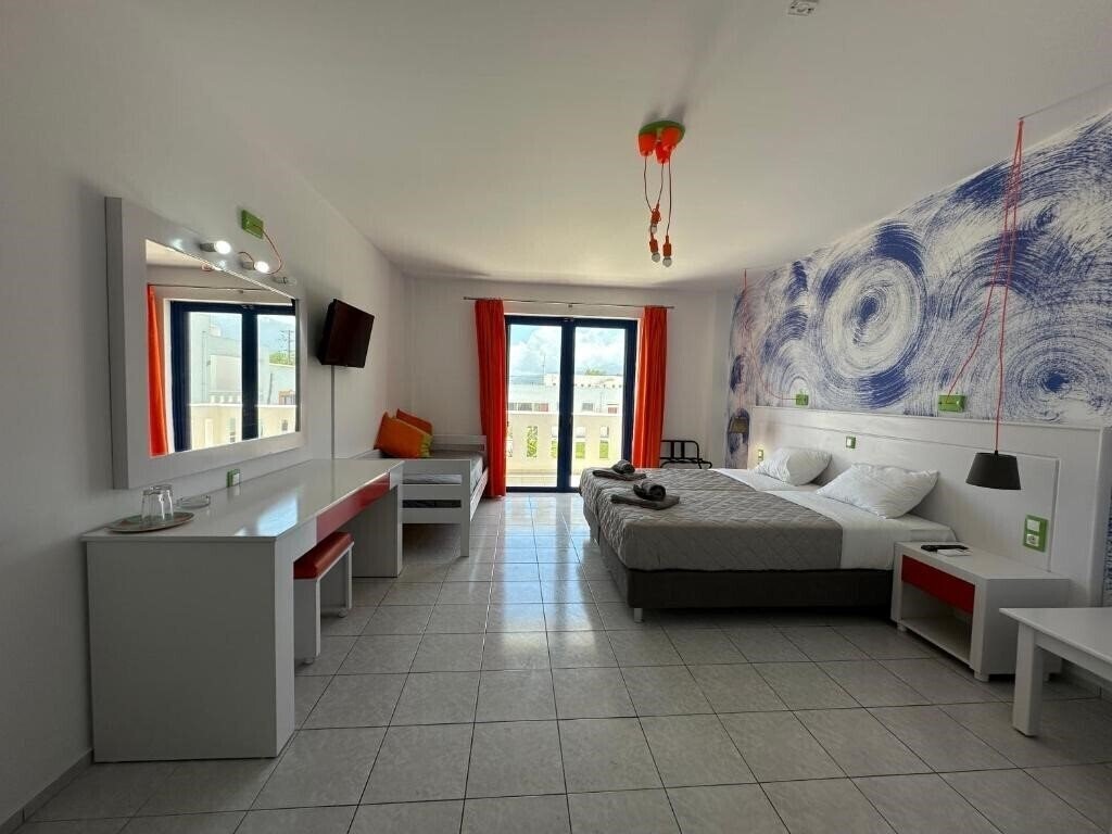 Фото Bouradanis Village Hotel 3*