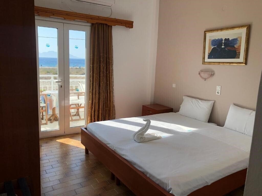 Изображение Anthoulis Studios 2*