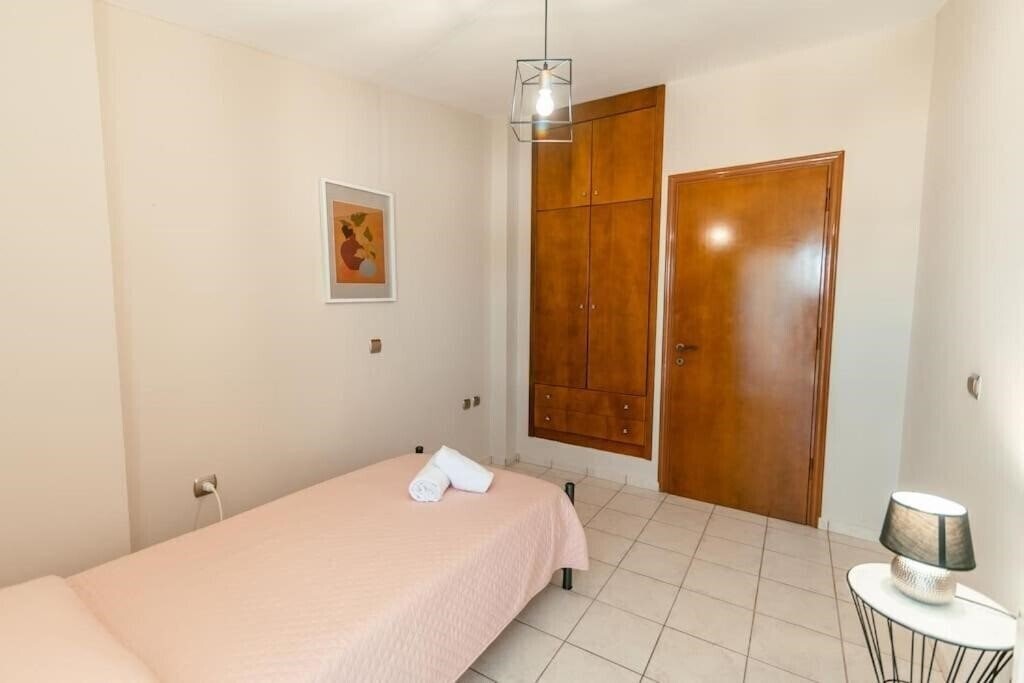 Rena's Center House отель без категории фотосуреті