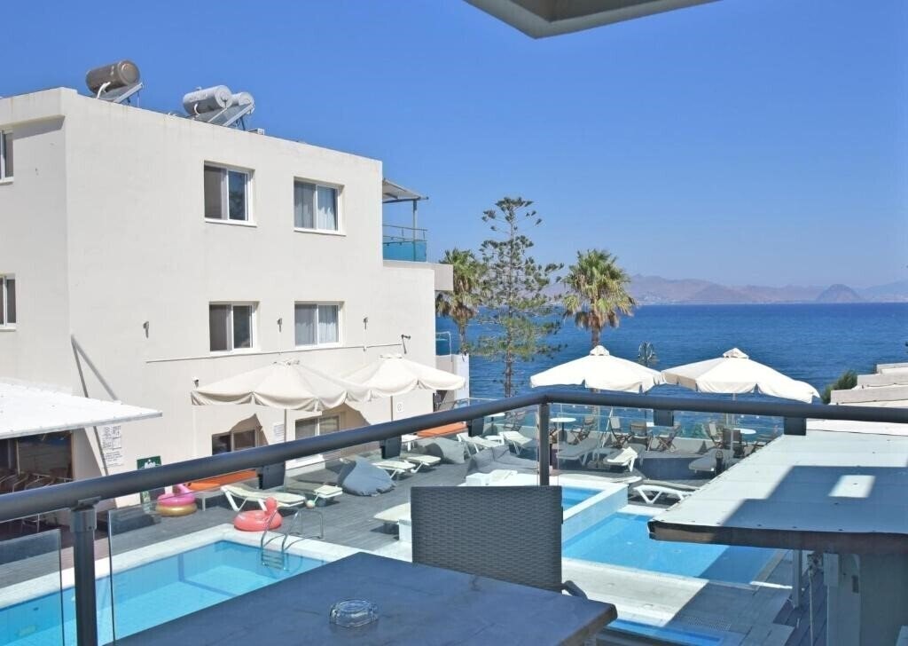 Фото Bristol Sea View 3*