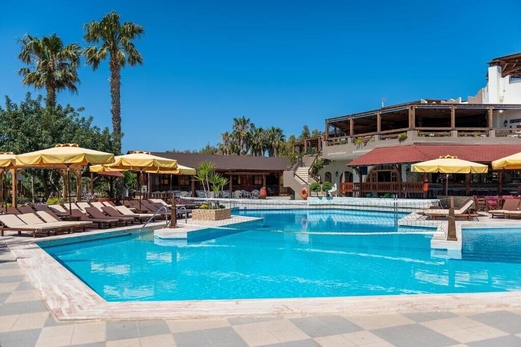 Фото Gaia Garden 3*