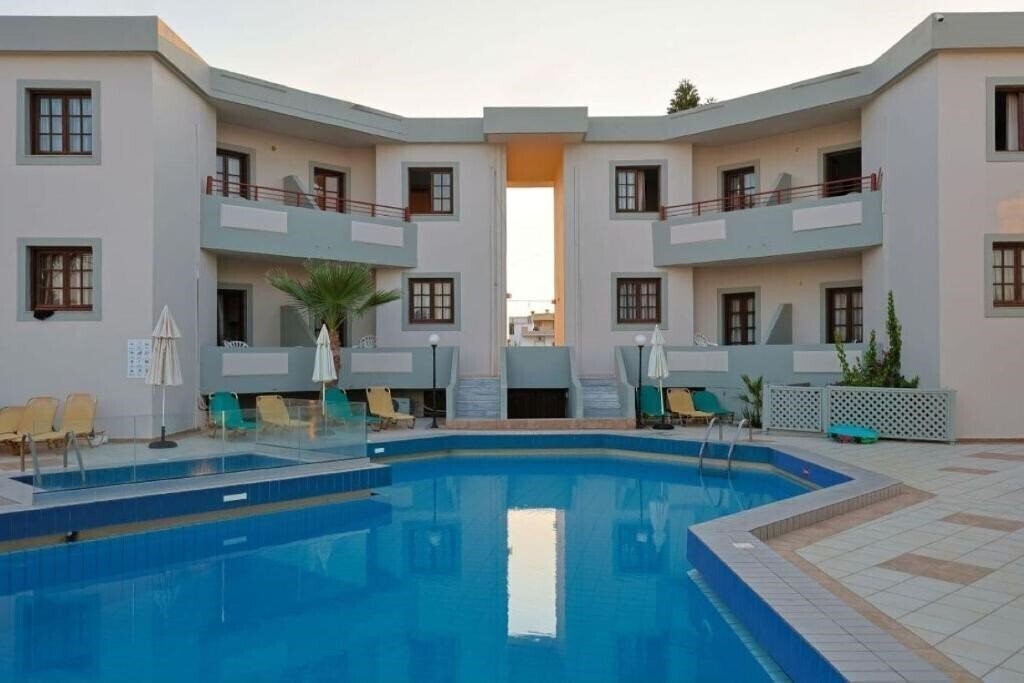 John Mary Apartments 2* суреті