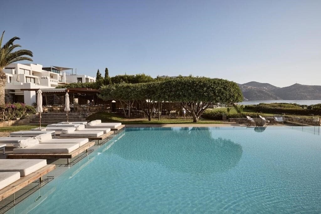 Изображение St. Nicolas Bay 5*