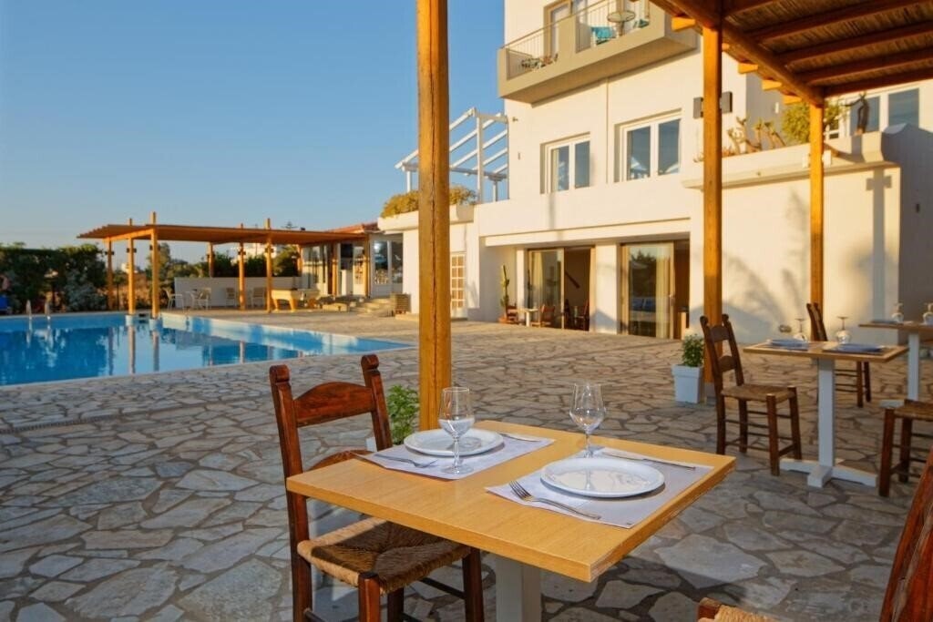 Oasis Beach 4* суреті