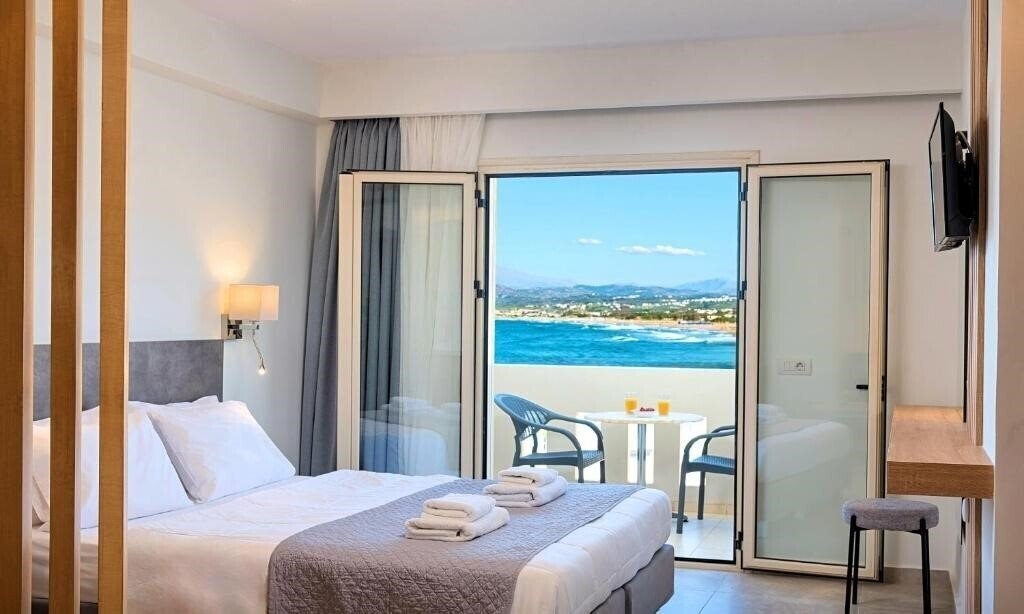 Фото Sunlight Beach Hotel 2*