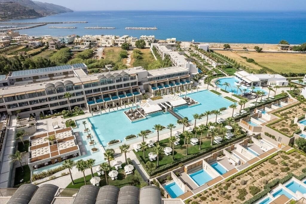 Avra Imperial Beach Resort 5* қонақ үйі