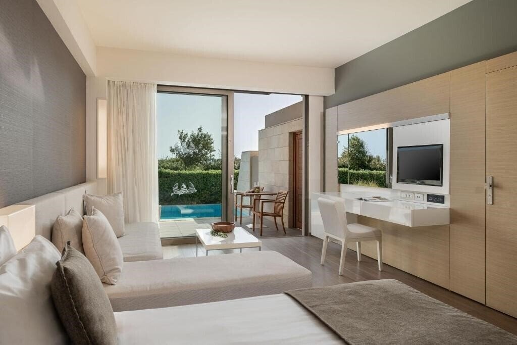 Avra Imperial Beach Resort 5* суреті